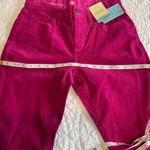 St. John's Bay Straight Corduroy Pants Women's Size 4 Mid Rise FESTIVAL FUCHSIA - Picture 10 of 11